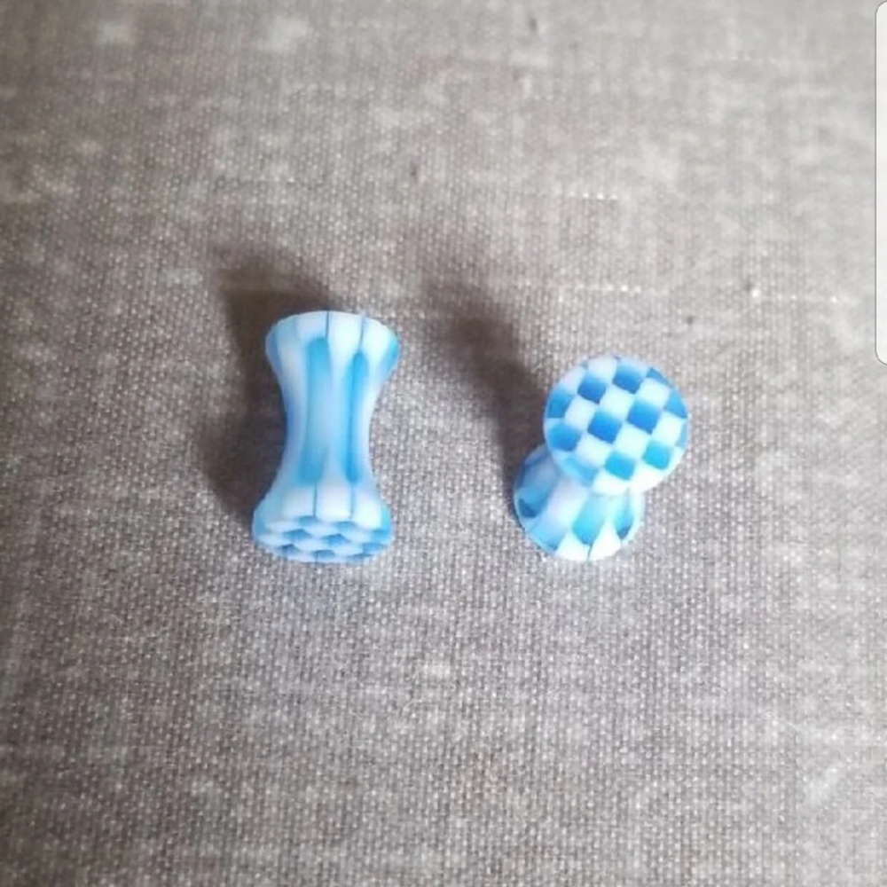 Ear Gauges 8g